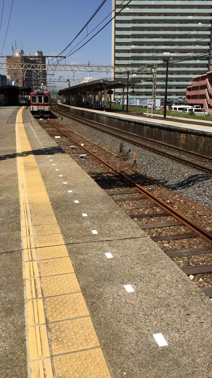 近鉄名古屋線の津新町駅のホームです。 寺りんの乗り物大好きblog 近鉄名古屋線の津新町駅のホームです。 寺りんの乗り物大好きblog