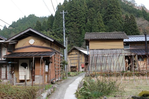 28 4 9 板井原集落 (7)
