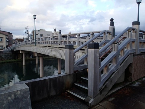 27 12 石川 金沢 主計町茶屋街 (23)