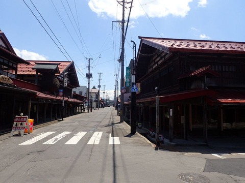 R2 6 青森 黒石 中町こみせの町並み (32)