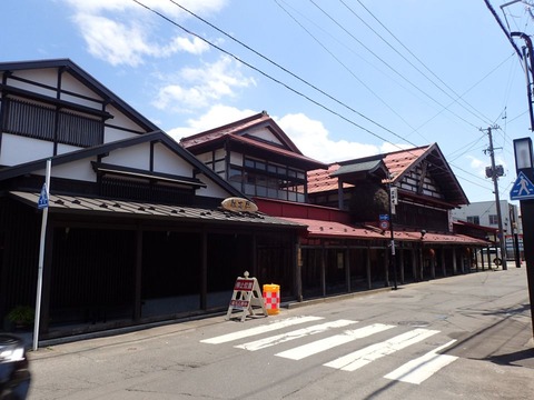 R2 6 青森 黒石 中町こみせの町並み (30)