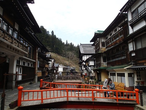 25 5 山形 銀山温泉 町並み (8)