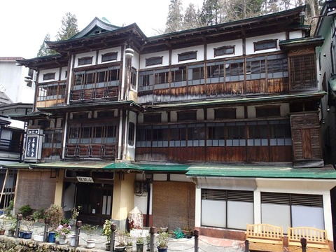 25 5 山形 銀山温泉 町並み (10)