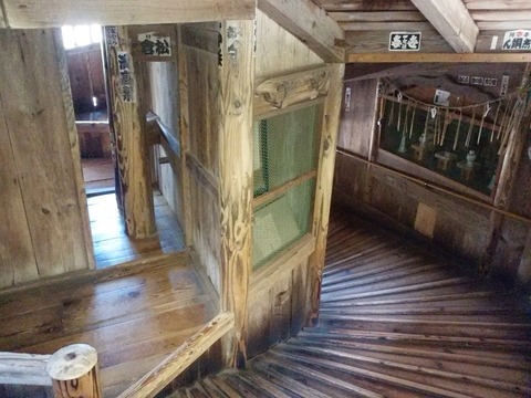 27 9 福島 会津若松 飯盛山 さざえ堂 (23)