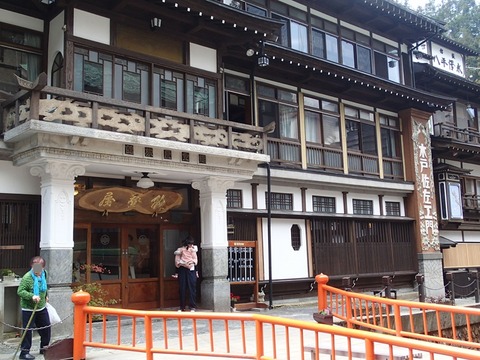 25 5 山形 銀山温泉 町並み (23)