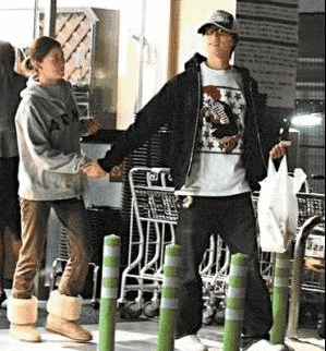 小嶺麗奈は破局決意 田口淳之介未練たらたら 芸能バタフライ