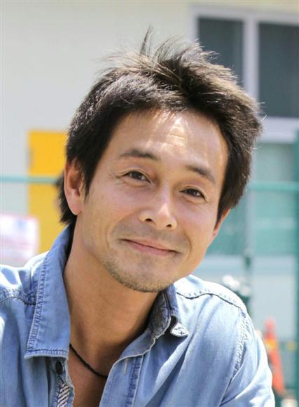 吉田栄作、30年所属事務所を退社! : 芸能バタフライ