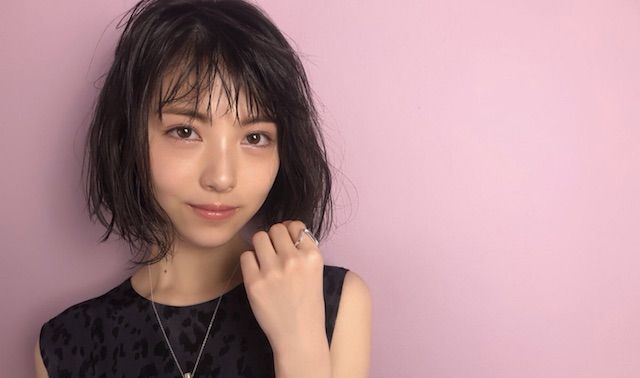 浜辺美波の激ヤセに視聴者騒然 芸能バタフライ