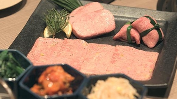 2020y05m17d_112218254