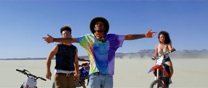 2018y07m10d_222822206