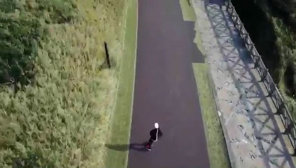 2018y08m16d_001022457