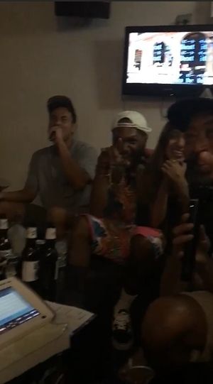 2018y07m27d_194728131