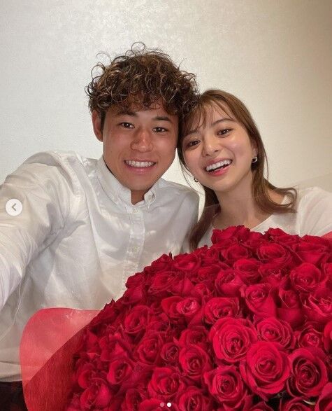 横浜fc袴田裕太郎 テラハ田中優衣との入籍を報告 Terracehouse Lovelog 横浜fc袴田裕太郎 テラハ田中優衣との入籍を報告 Terracehouse Lovelog