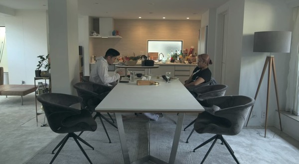 2019y12m24d_030358171