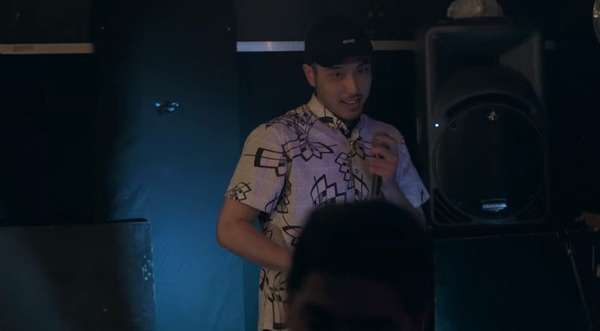 2020y03m31d_021553244