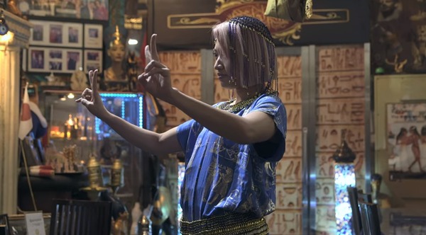 2020y05m12d_015653602