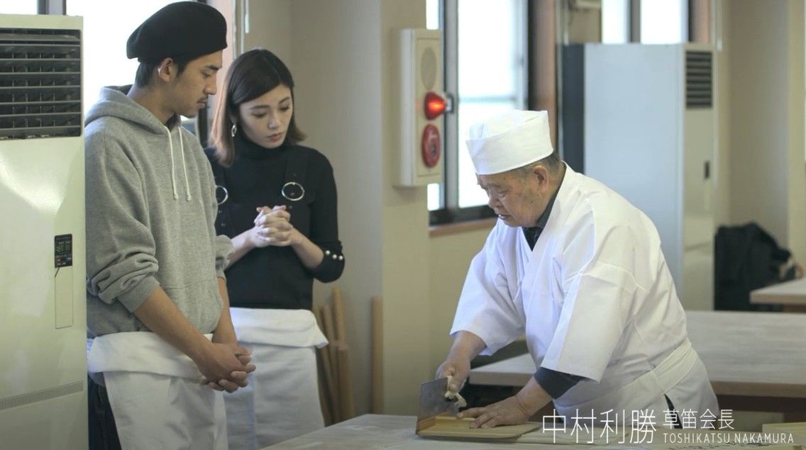 2018y05m29d_012229101