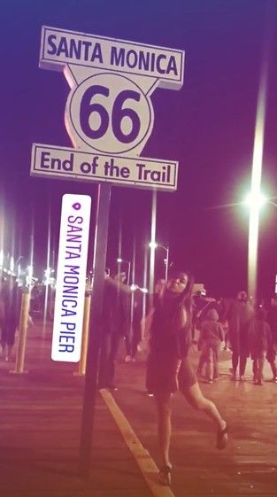 2018y06m03d_145014132