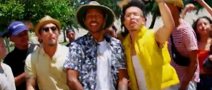 2018y07m10d_222836722