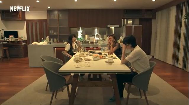 2018y10m02d_183651686