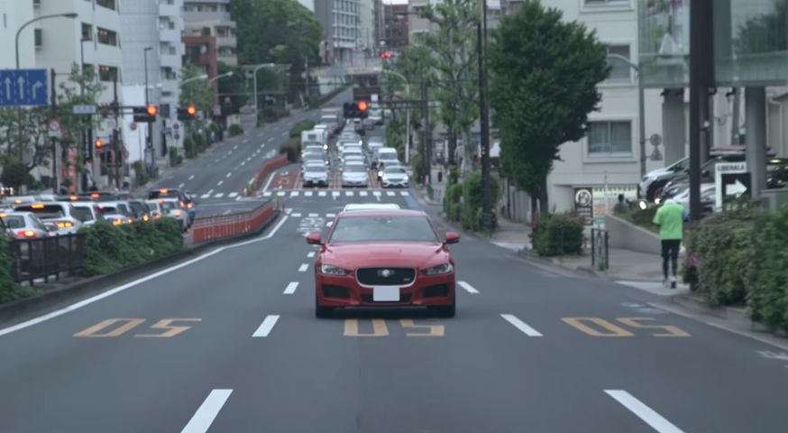 2019y06m25d_011144298