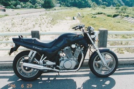 愛車7号 スズキ VX800 初めての選択ミス : シャフトドライブ生活