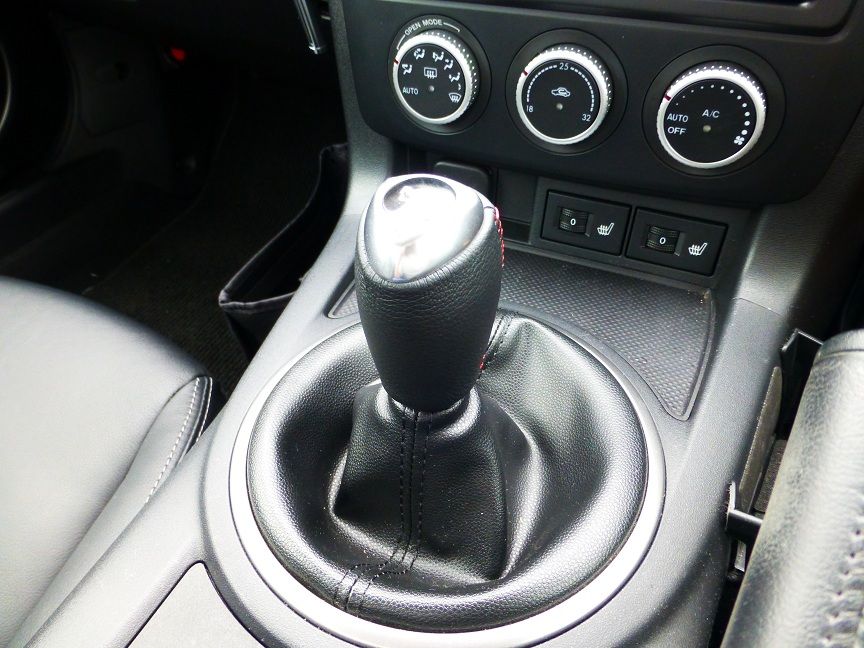 パーツレビュー Rx 8 Type Rs 後期 純正シフトノブ マツダ ロードスターと過ごす非日常的な日常