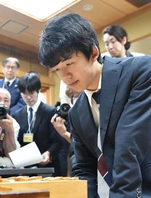 藤井聡太藤井四段にCMなどオファー殺到地元から熱い視線にも ...