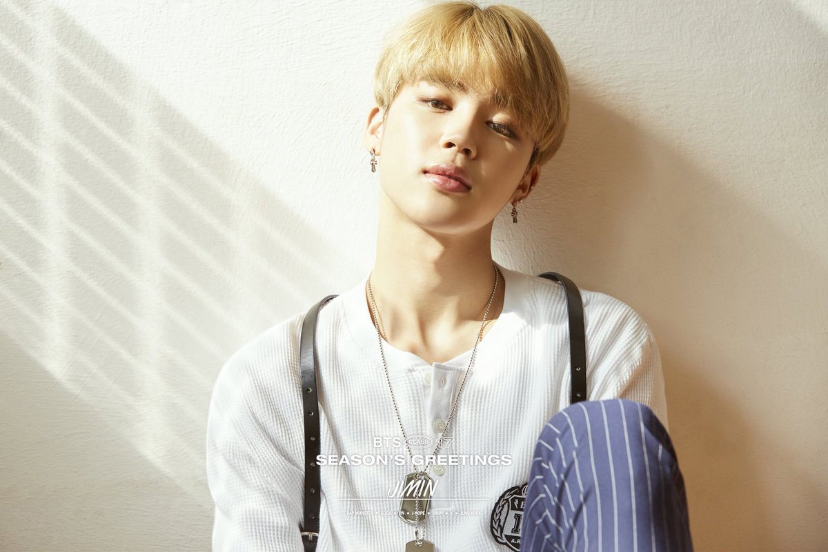 V ❤ BTS 2017 Season's Greetings #BTS #방탄소년단