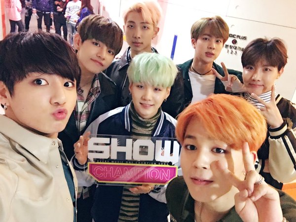 12/08-09 「THE SHOW」と「SHOW CHAMPION」どちらも1位獲得