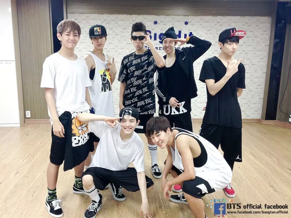 FB]BTS FESTA <1st anniv.commemorative photo> | 防弾少年団