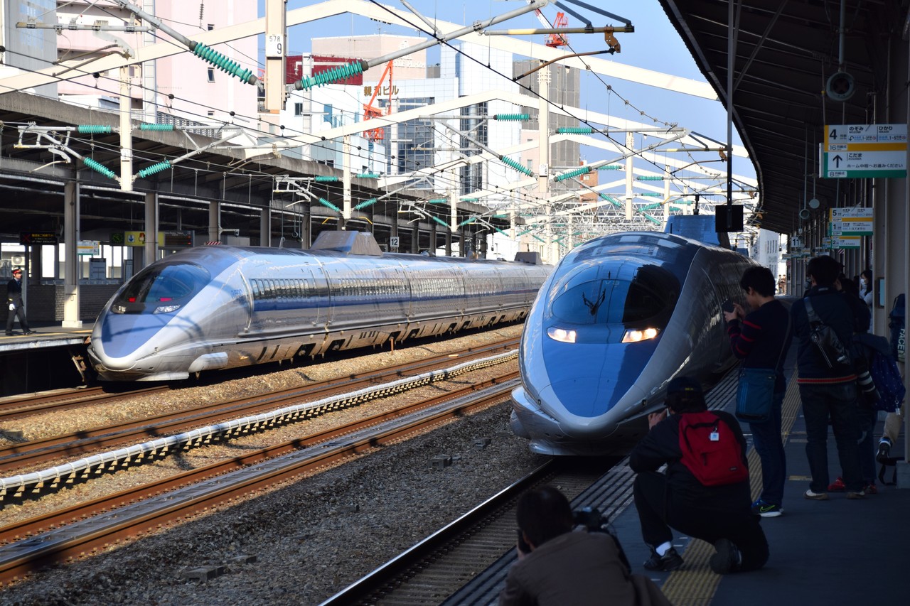 通過線を走る500系eva はーくの鉄道日記 通過線を走る500系eva はーくの鉄道日記