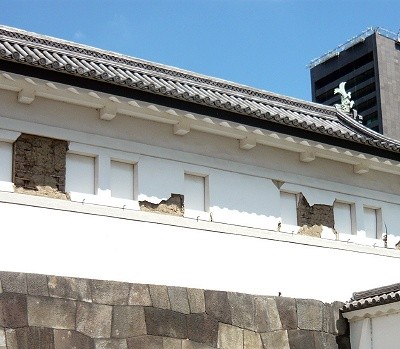 江戸城 皇居 に 大地震の爪痕が 哲舟の呑む喰う浸かる 歴史に憩う