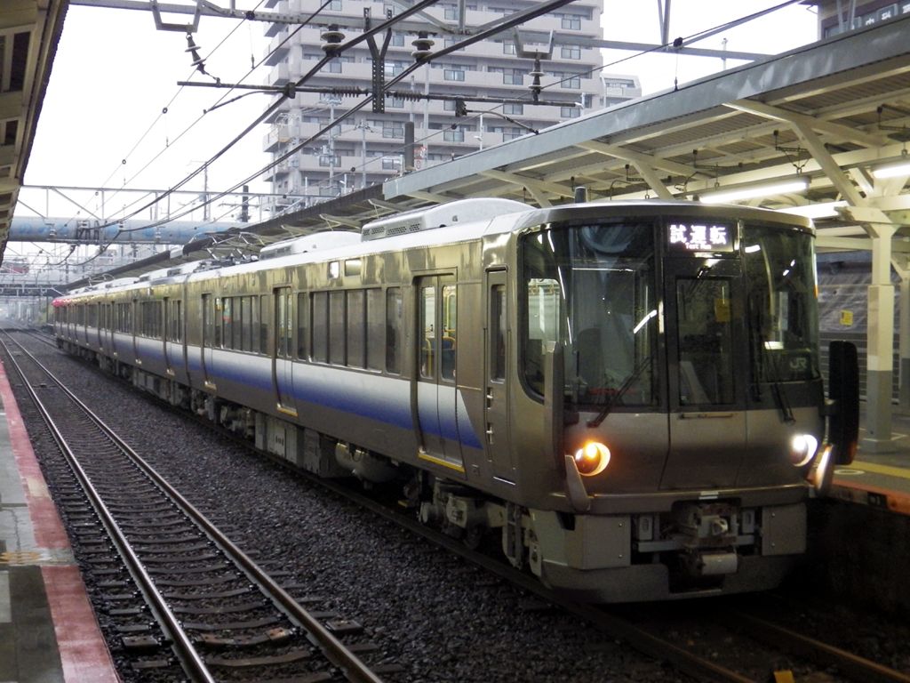 18年06月21日jr西日本223系体質改善車 てつどうしゃしん 18年06月21日jr西日本223系体質改善車 てつどうしゃしん