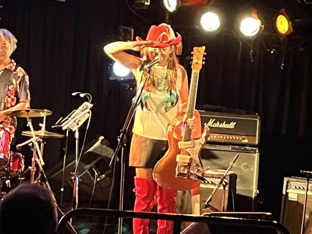 b8b5046d-2816-498d-969e-9f0d9e59f580