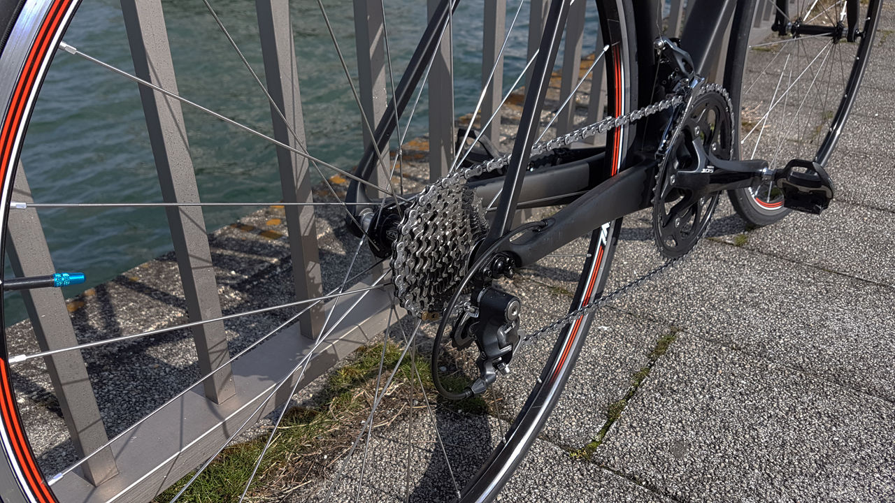 ロード 自転車 組み立て