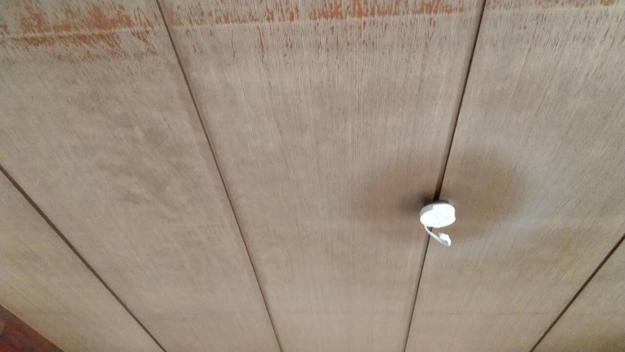 和室の敷目天井にクロス張り施工 クロス カーテン インテリア職人 ブログ フライパンのたまねぎ畑