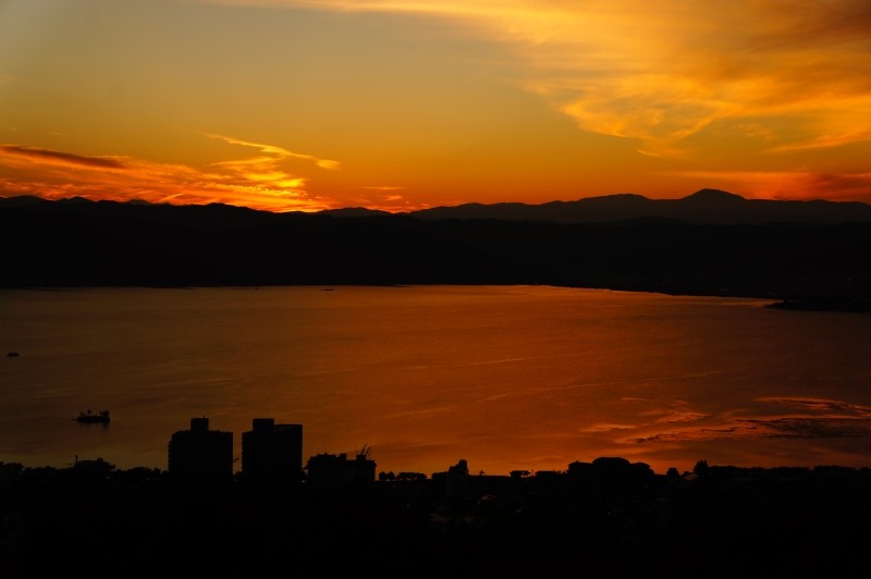 立石公園 長野県上諏訪 カタワレ時 超気まぐれ日記