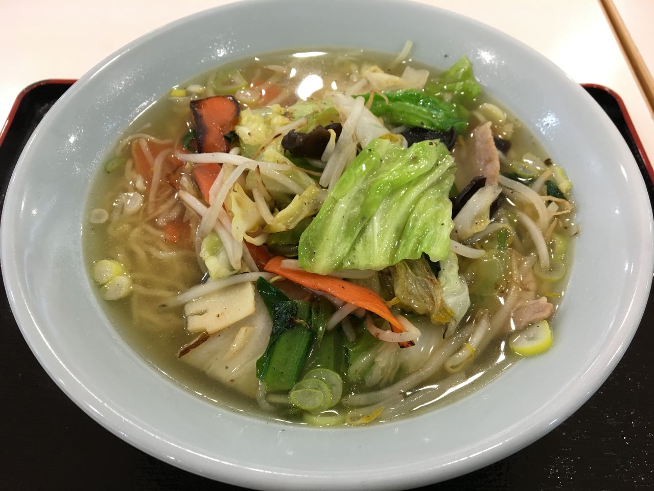 新東京まんぷくラーメン 野菜たっぷりラーメン 塩 The 99 秋田でラーメン