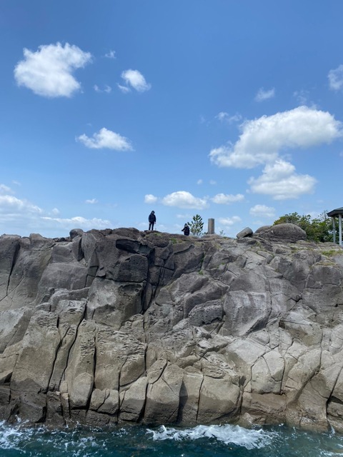 5A71D28F-171E-4445-8057-0E7310F7EA16