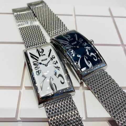 Tissot ヘリテージバナナ ネイビー ミラネーゼブレスレット 定番のホワイトか、注目のブルーか!? ミラネーゼブレスレット