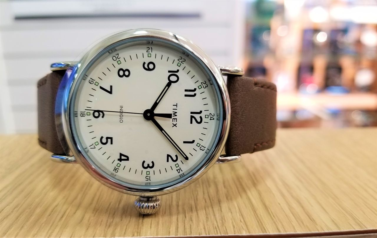 Timex 秋に着けたくなるレザーベルトの時計 Standard タイムズギア みのおキューズモール店のスタッフブログ