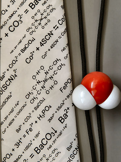 molecule_necktie1