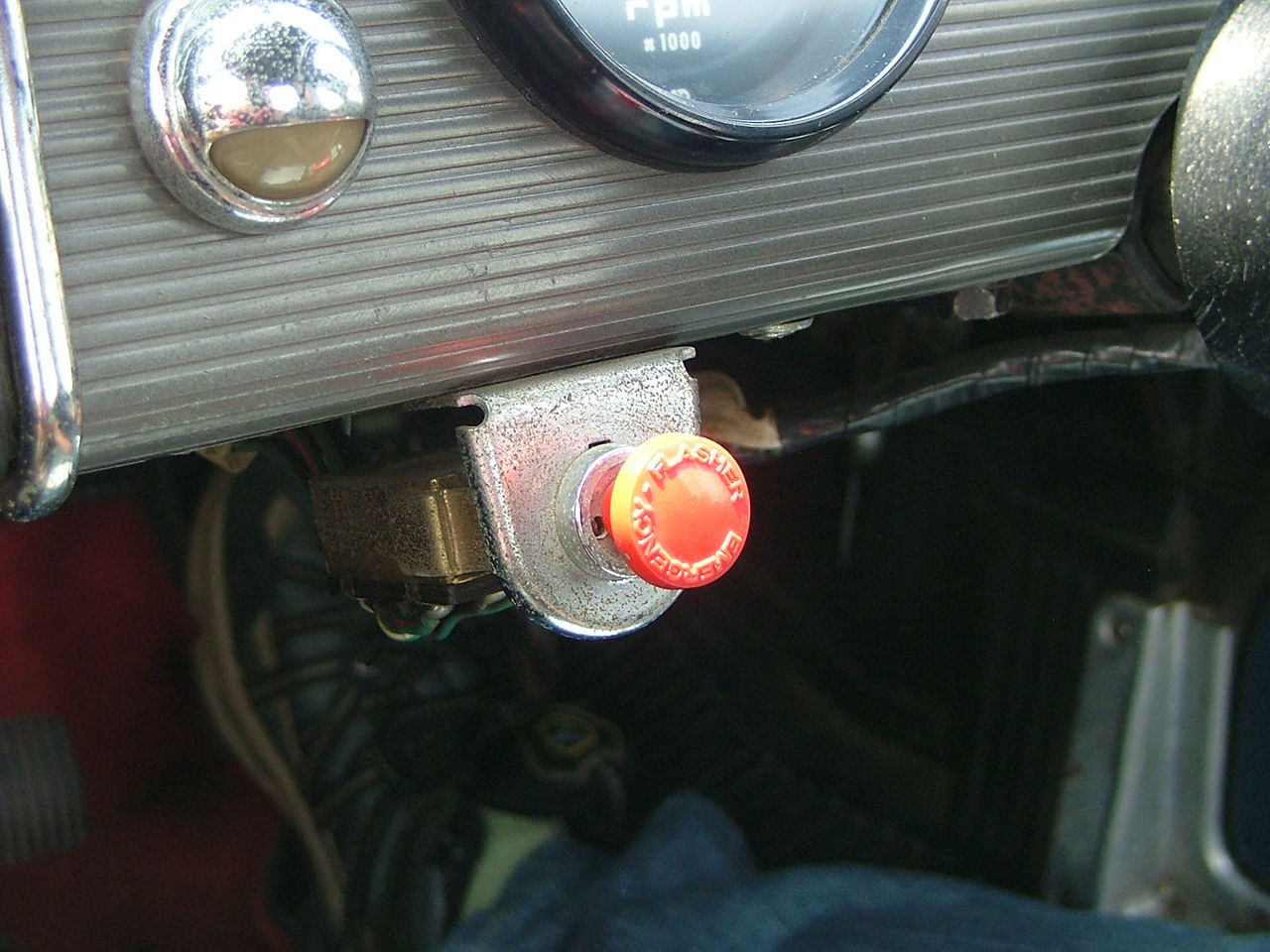 悩ましいミラー その2 元祖 44ヨタハチのトピックス