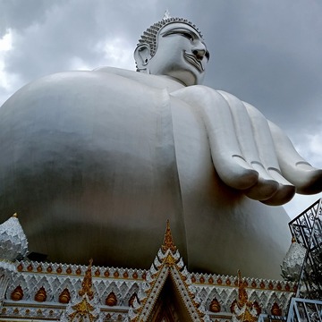 Wat Buddhabaat Bhumanorom and Great Naga 3