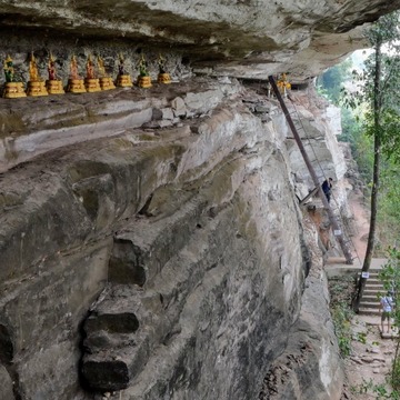 Wat Tham Pha Daen 8