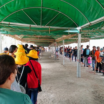 Wat Tham Pha Daen 1