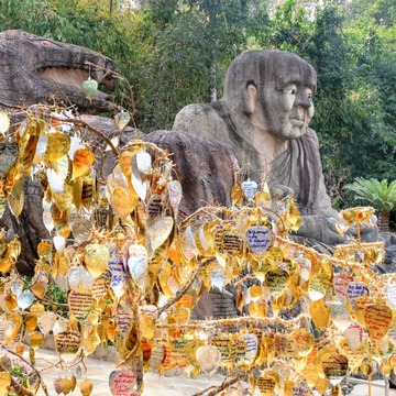 Wat Tham Pha Daen 4