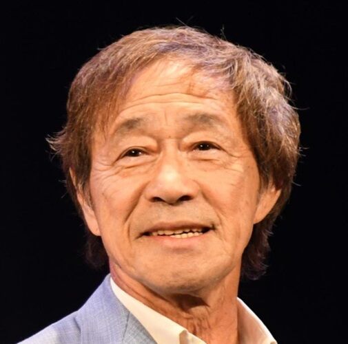武田鉄矢「すいませんでした。“人”という字は支え合っておりませんでした」