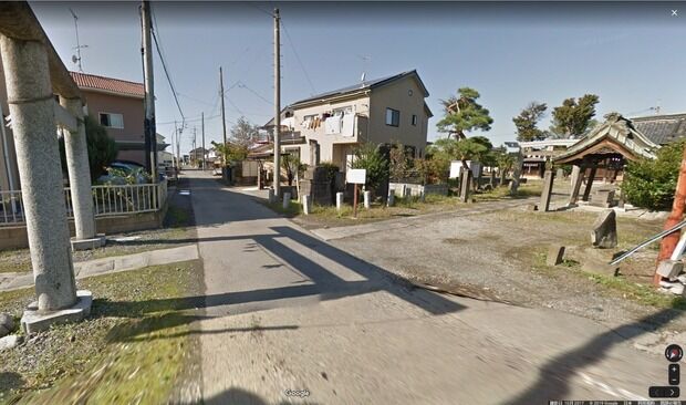 オカルティスト「鳥居と神社の間は神様の通り道だからそこを遮るとサワリがある」